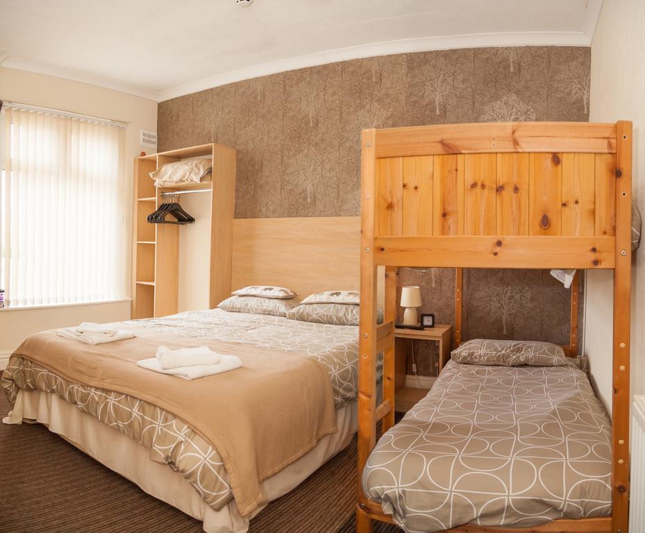 The Penrhyn Hotel Блекпул Екстериор снимка